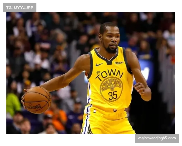 遭遇跟腱撕裂后 杜兰特在篮网队的训练状态已恢复八成 遭遇跟腱撕裂后 杜兰特在篮网队的训练状态已恢复八成